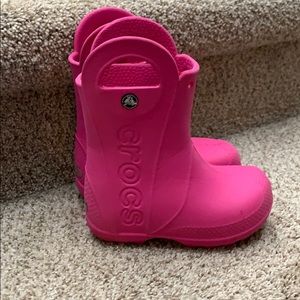Little girls croc boots